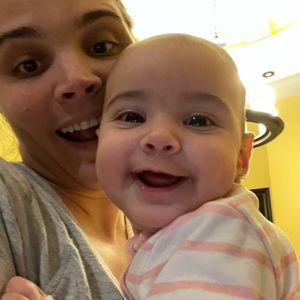 Meet your Posher, Anabel